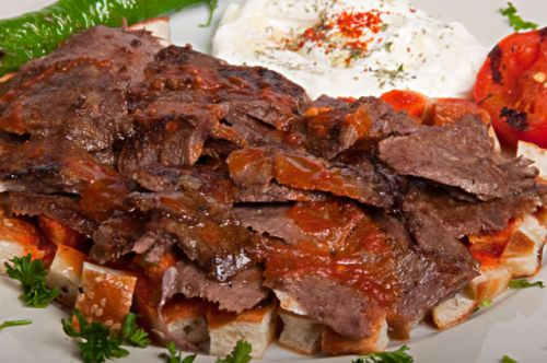 Искендер кебаб (İskender kebab)