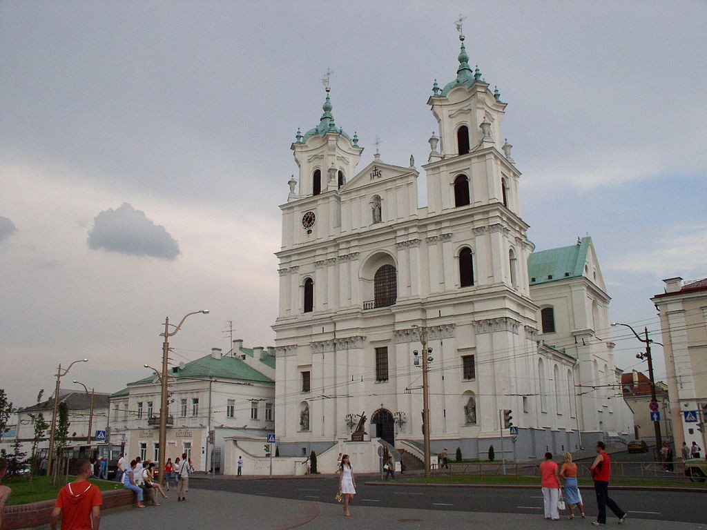 1024px-Belarus-Hrodna-Church_of_Francis_Ksaver-7