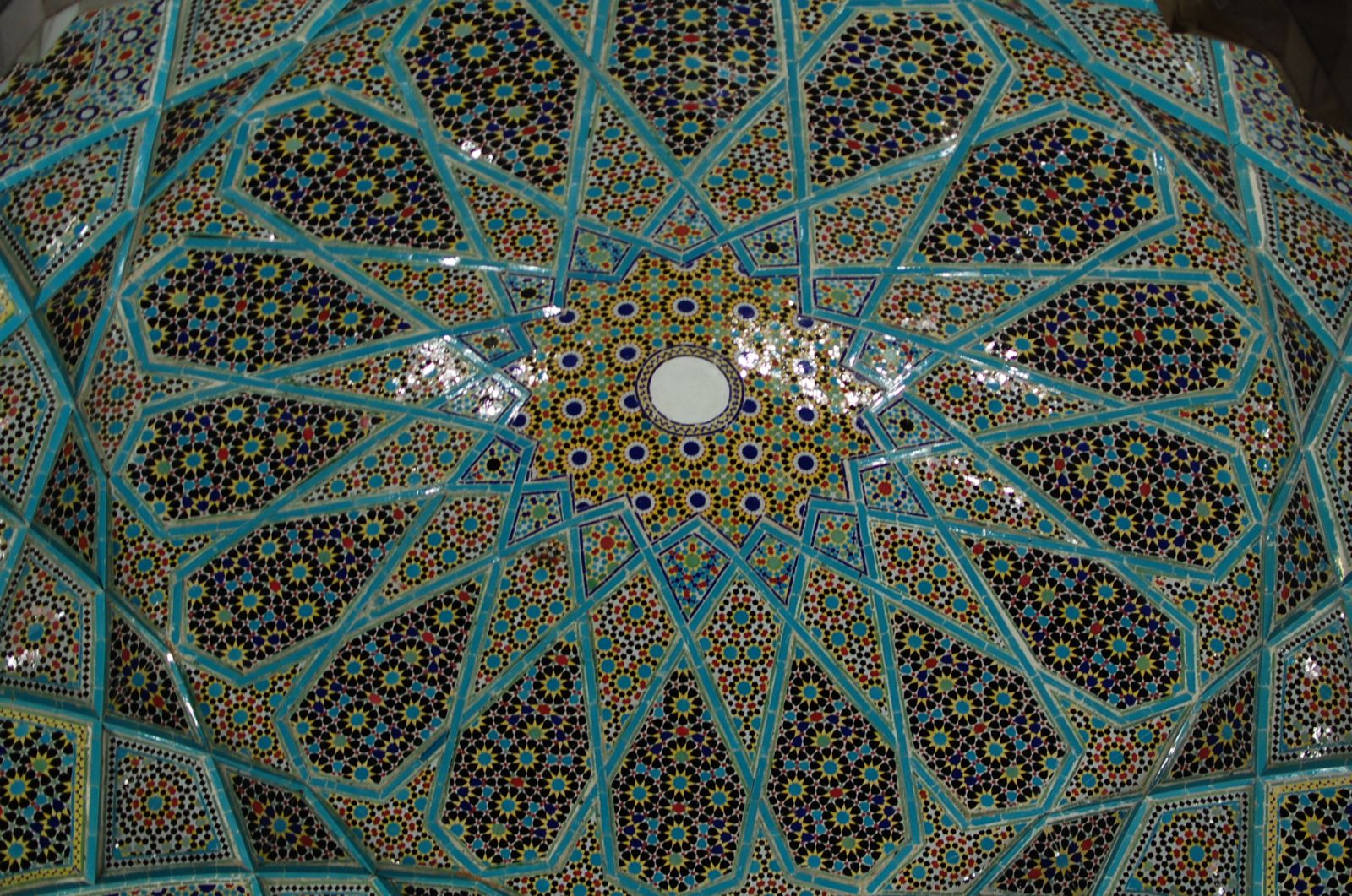 Иран. Шираз. Мавзолей Хафеза